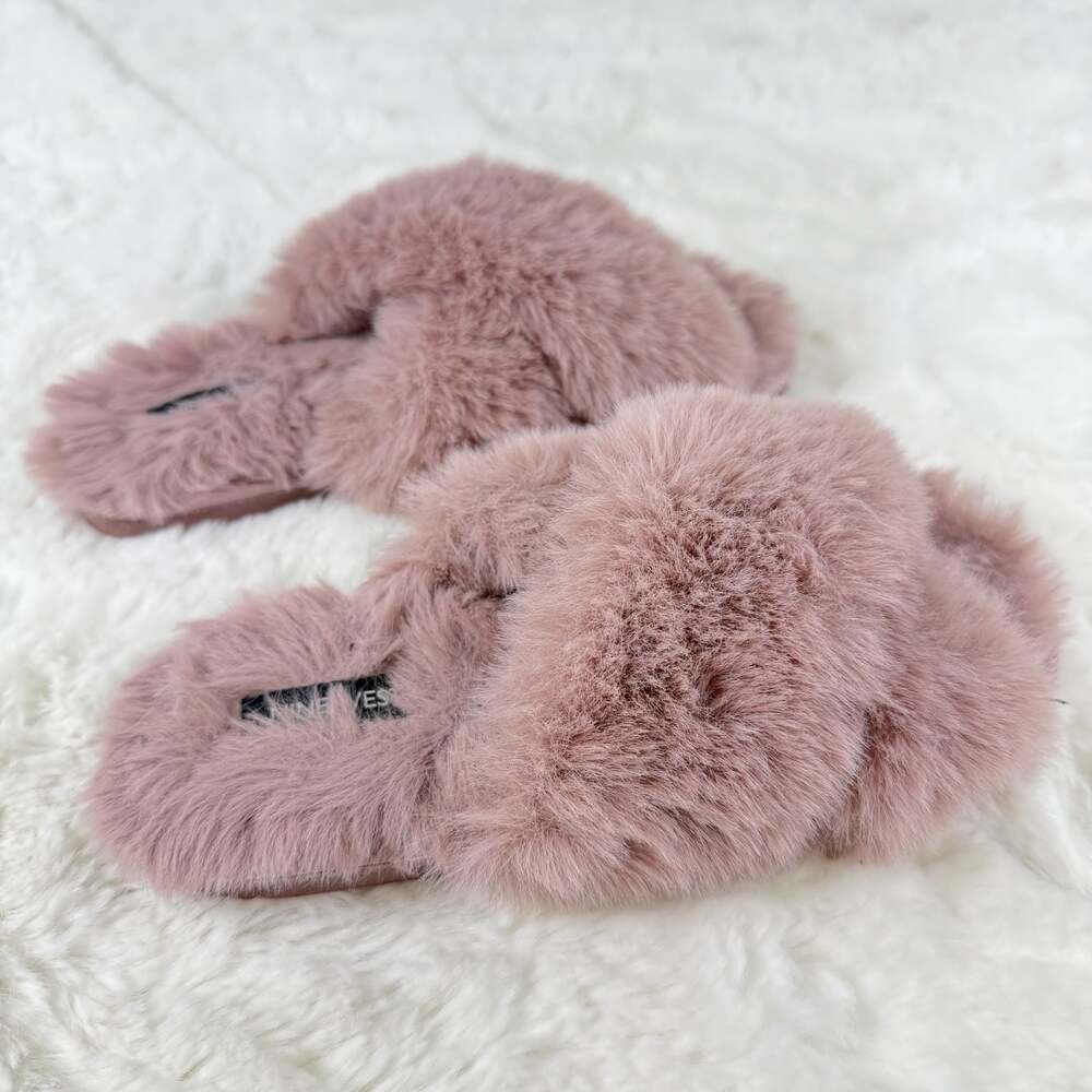 Nine West Faux Fur Criss-Cross Slippers Mauve Size Small 5-6